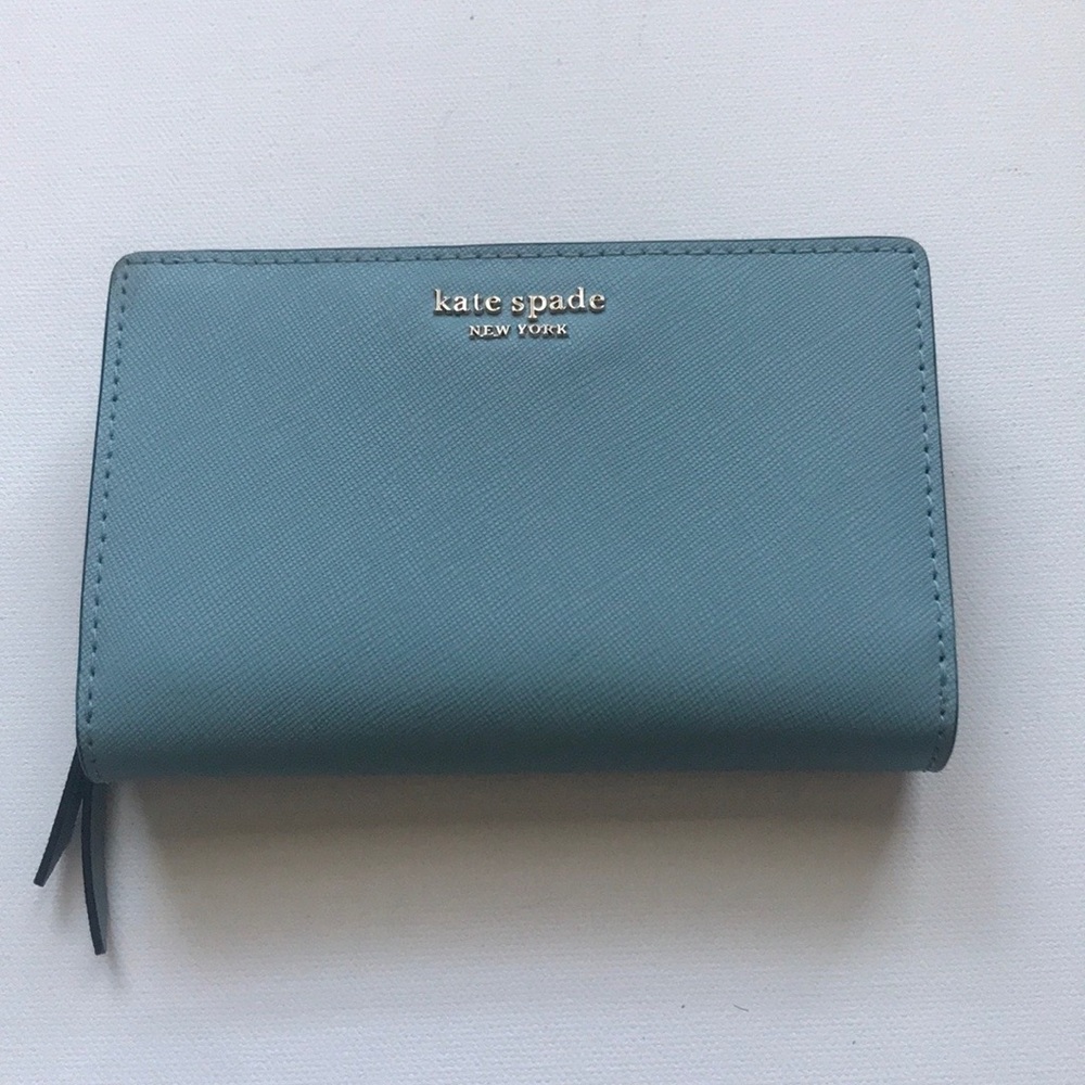 Kate Spade Wallet Authentic